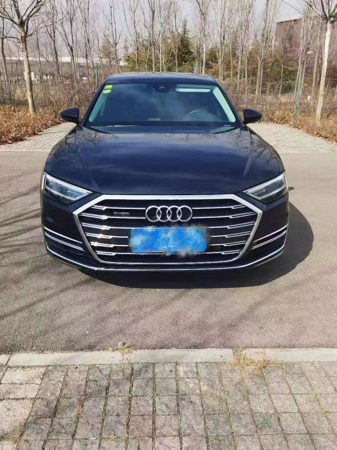 18年新款奥迪A8L